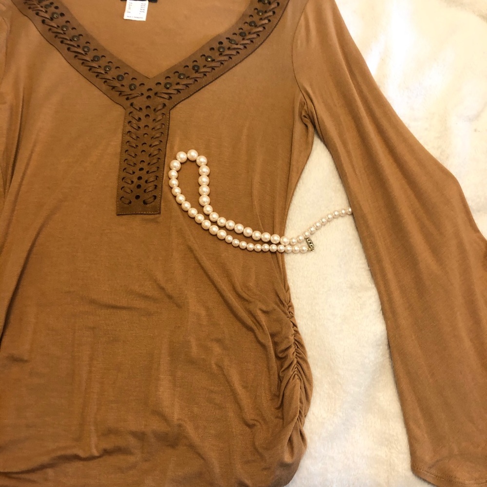 Venus top! Leather brown color!